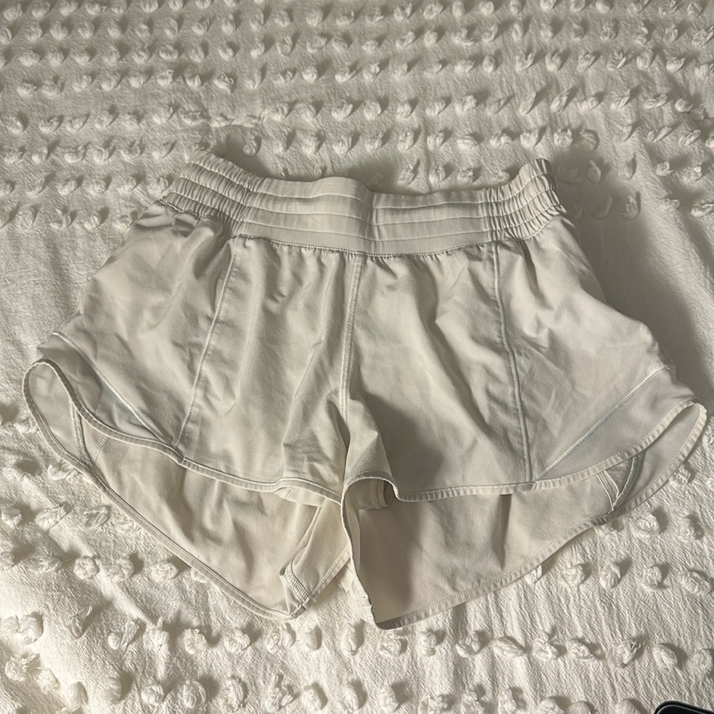 Lululemon Hotty Hot HR Shorts 3”